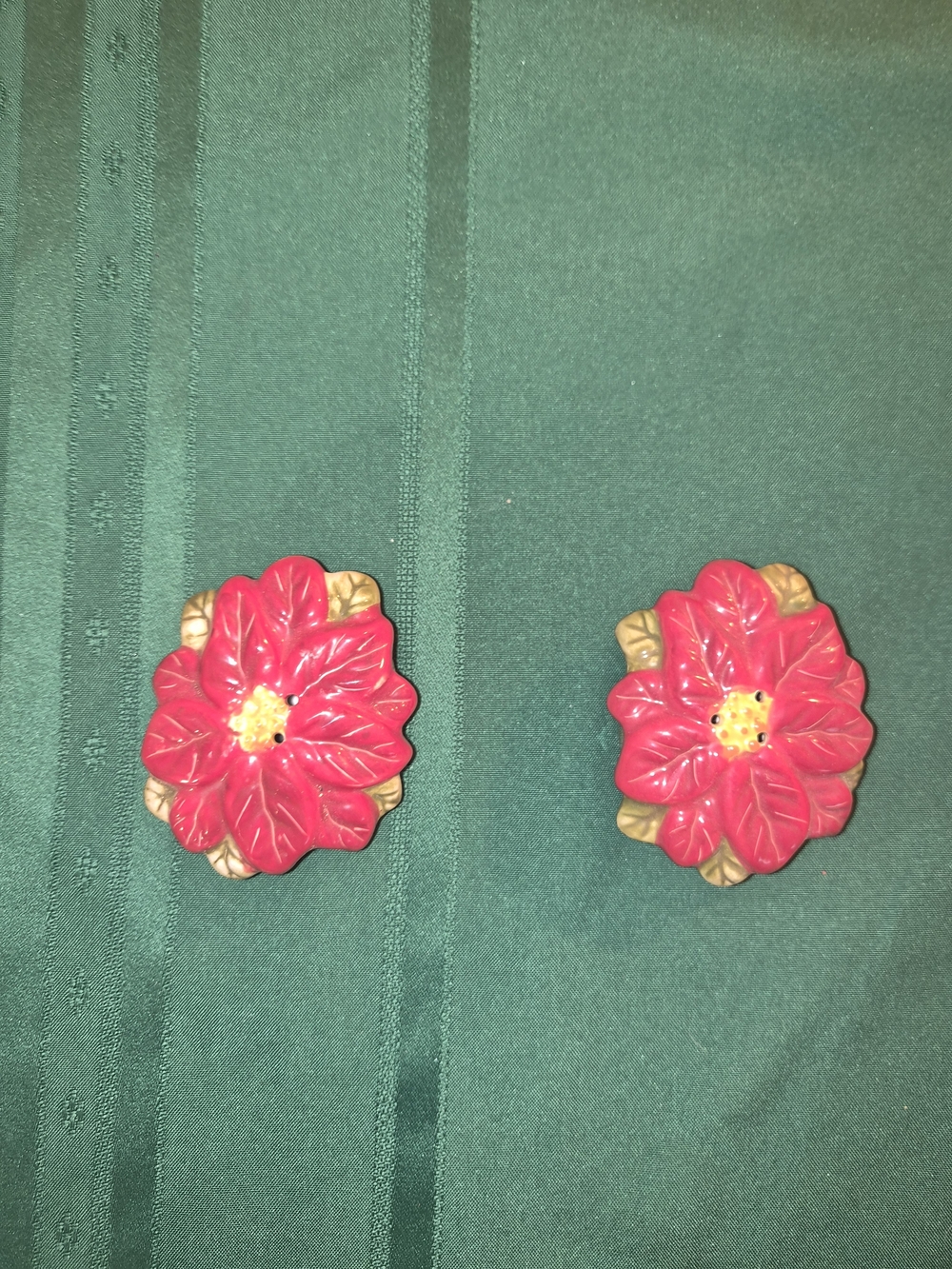 Poinsettia Salt & Pepper Shakers